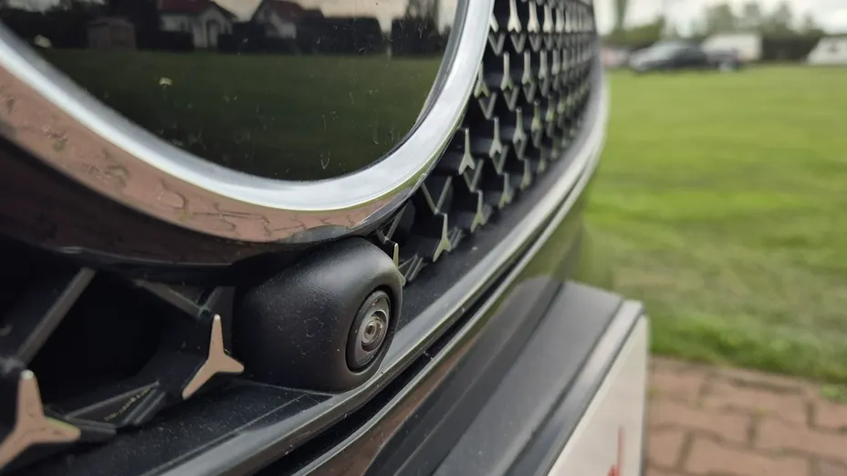 MERCEDES-BENZ GLC -