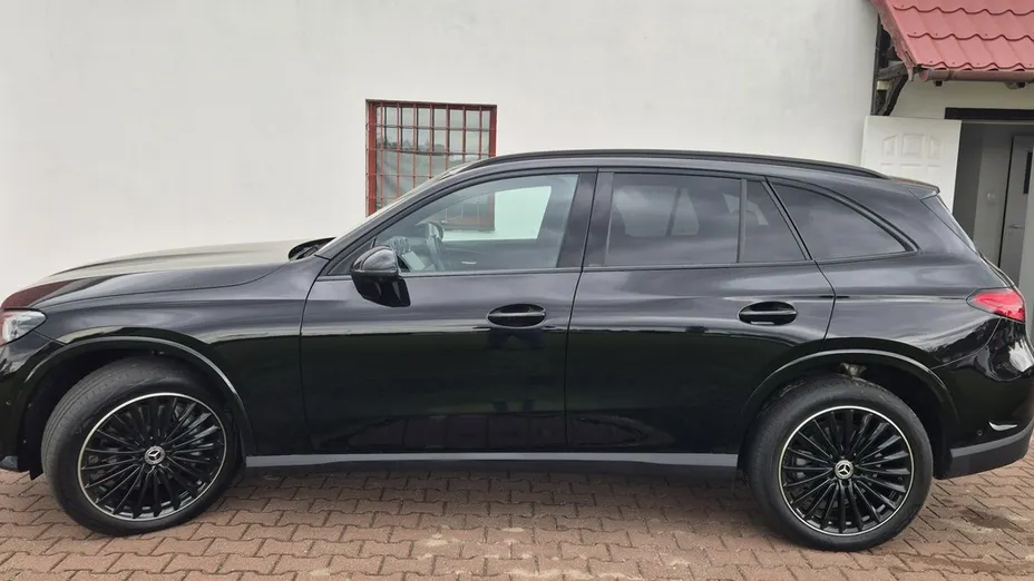 MERCEDES-BENZ GLC -