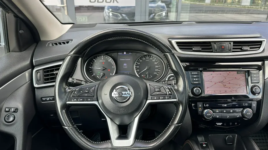 NISSAN Qashqai -
