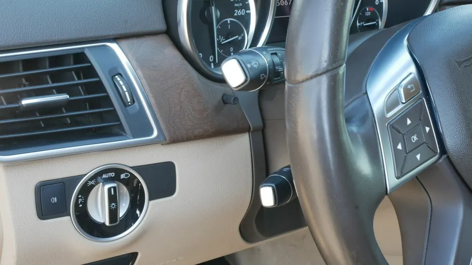 MERCEDES-BENZ ML -