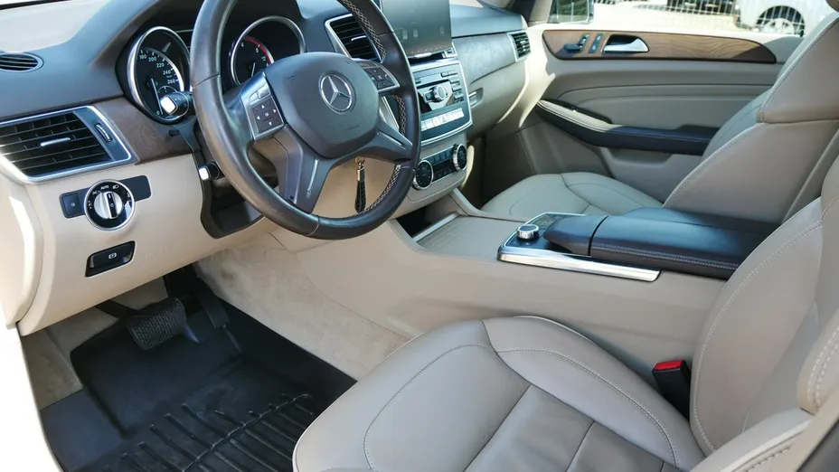 MERCEDES-BENZ ML -