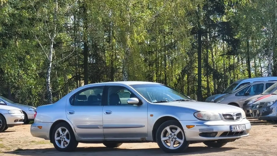 NISSAN Maxima -