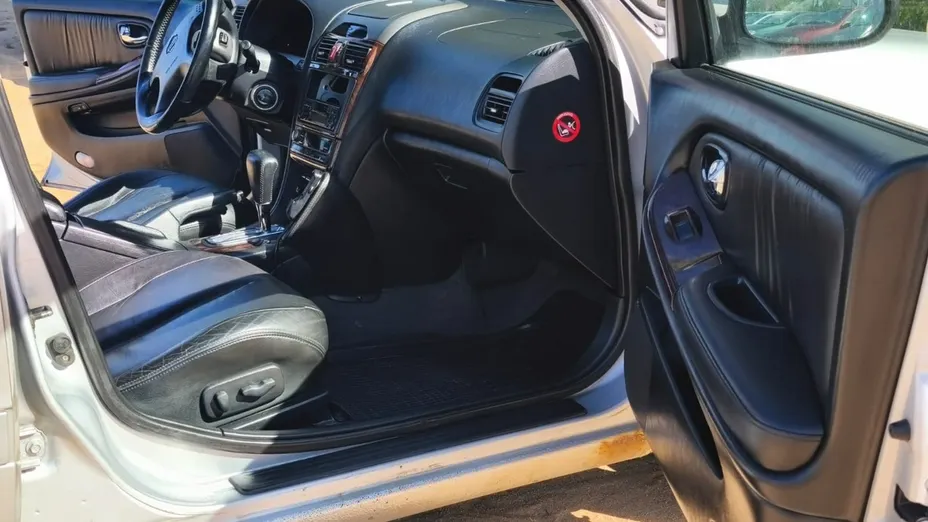NISSAN Maxima -