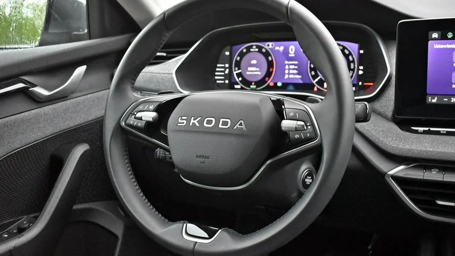 SKODA Octavia -