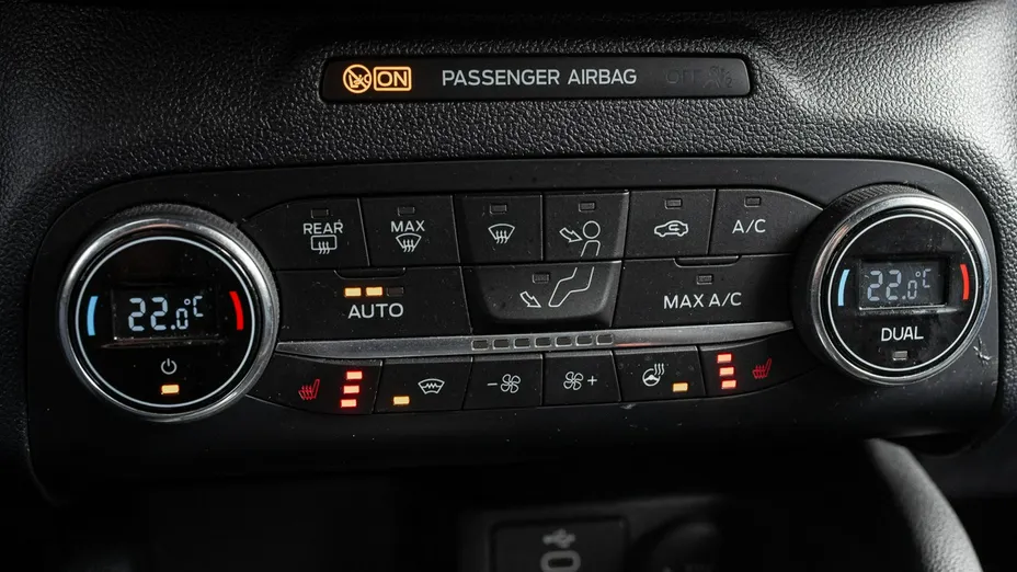 FORD Kuga -