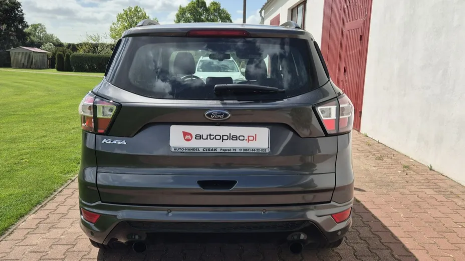 FORD Kuga -