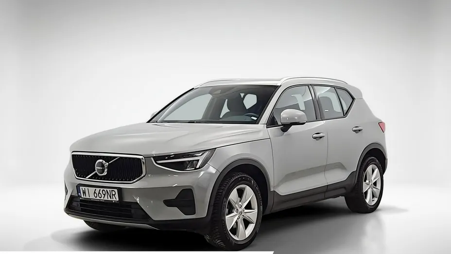 VOLVO XC40 -