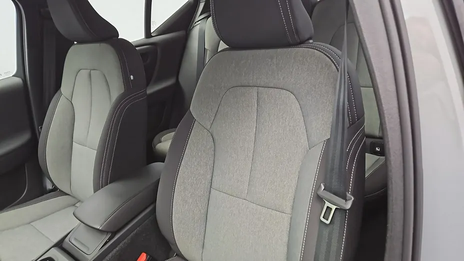 VOLVO XC40 -