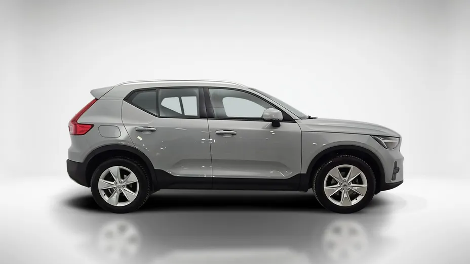 VOLVO XC40 -