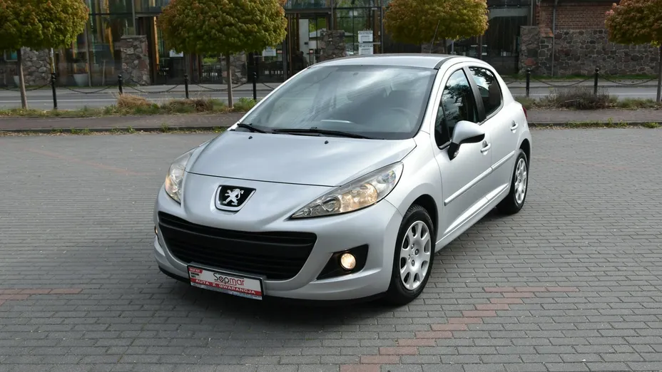 PEUGEOT 207 -