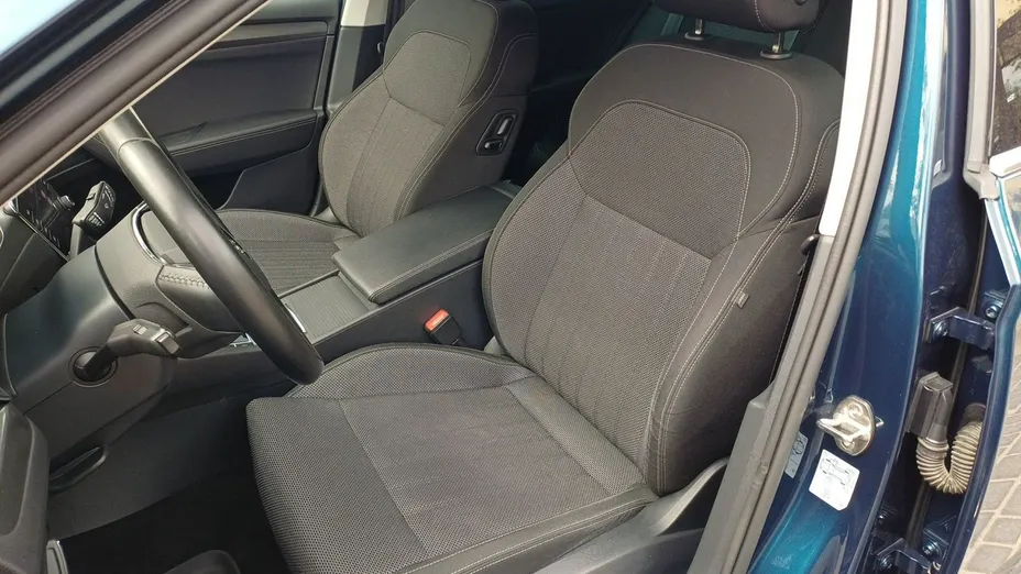 SKODA Superb -
