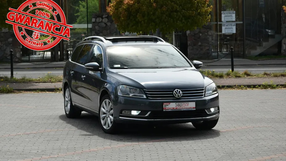 VOLKSWAGEN Passat -