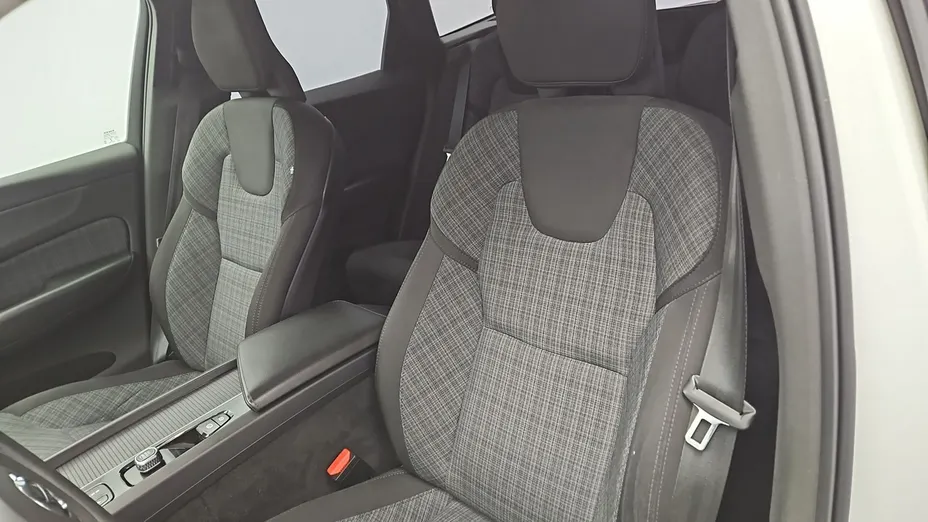 VOLVO XC60 -