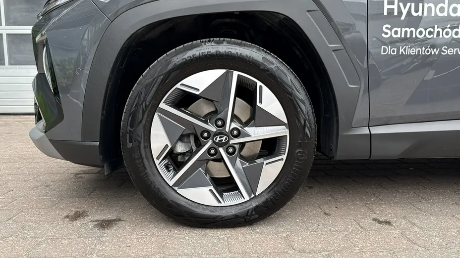 HYUNDAI Tucson -