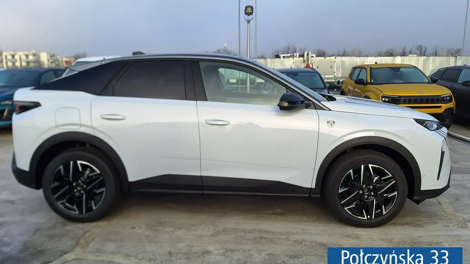 PEUGEOT 3008 -