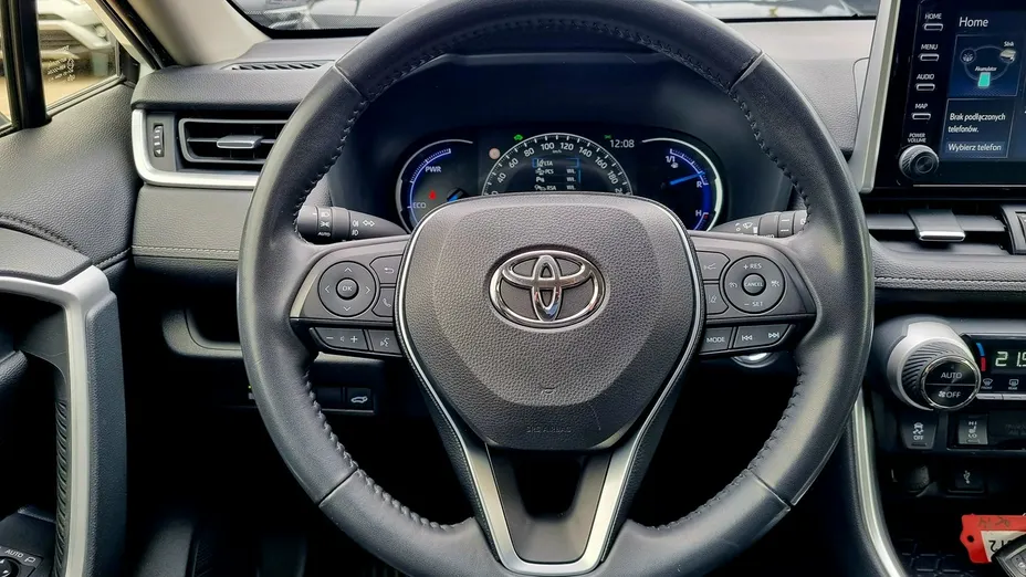 TOYOTA RAV4 -