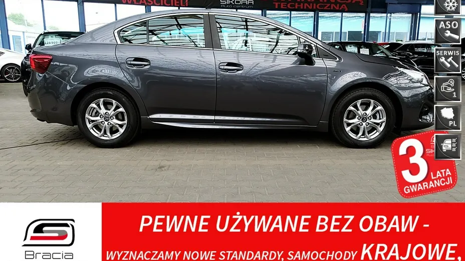 TOYOTA Avensis -