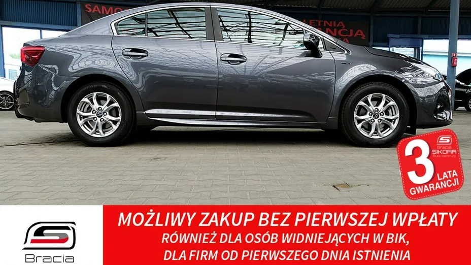 TOYOTA Avensis -