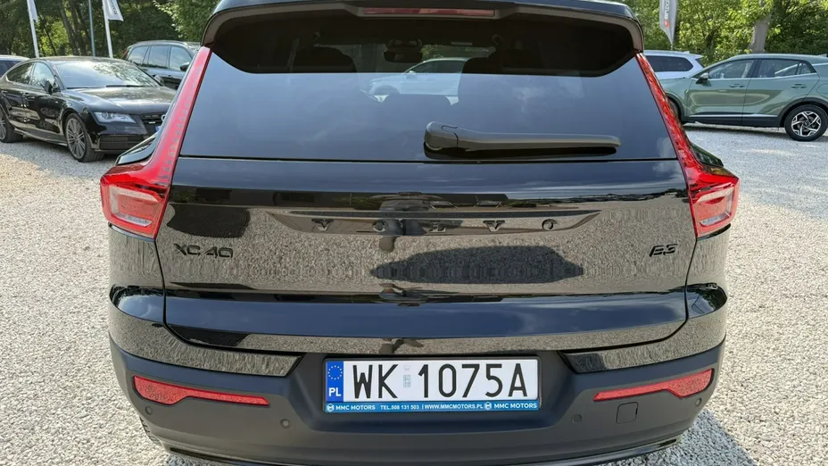 VOLVO XC40 -