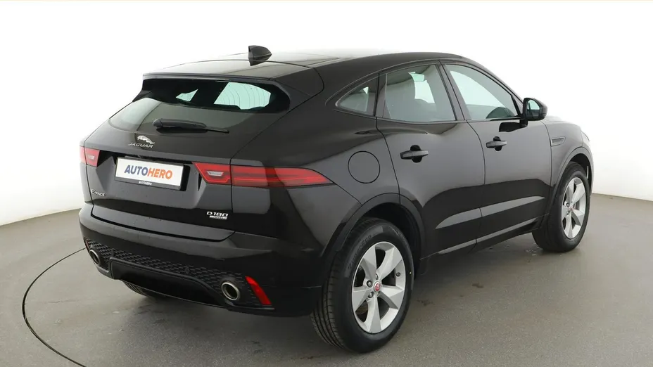 JAGUAR E-Pace -