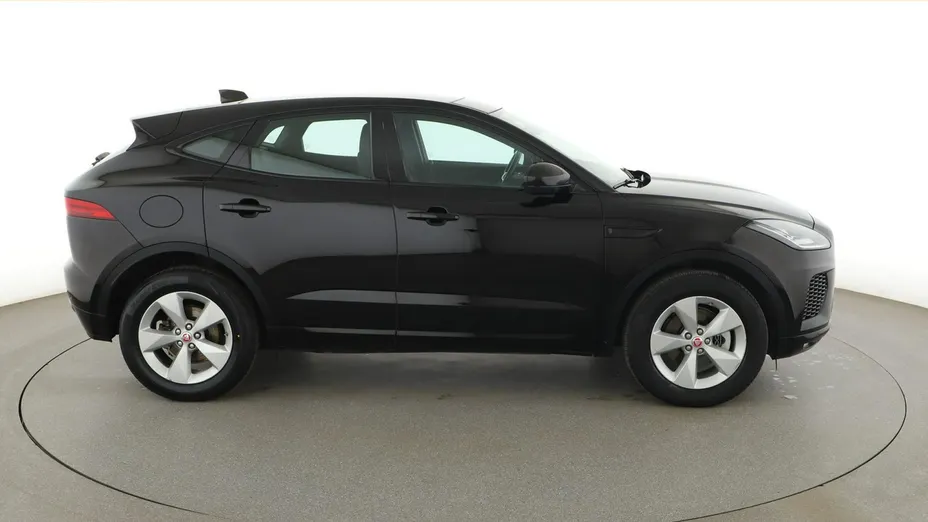 JAGUAR E-Pace -