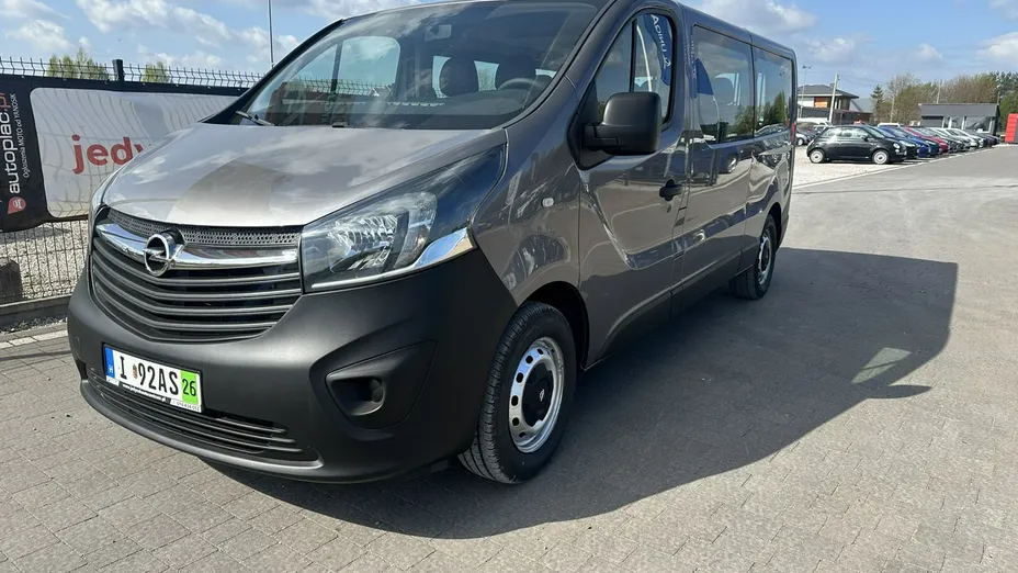 OPEL Vivaro -