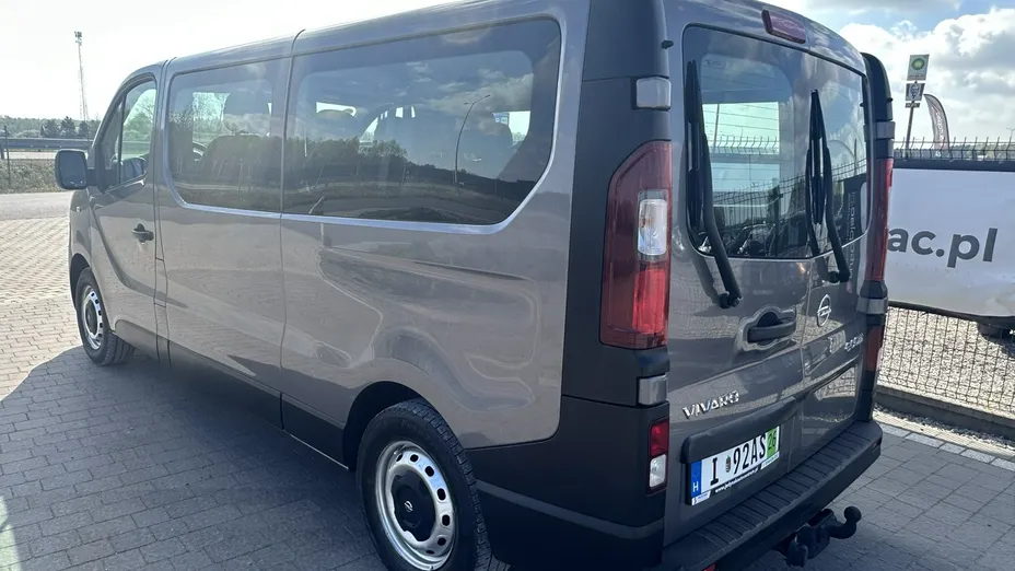 OPEL Vivaro -