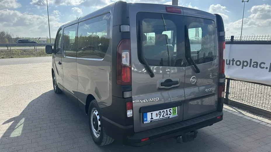 OPEL Vivaro -