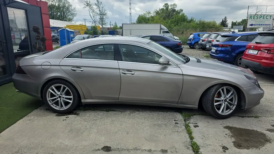 MERCEDES-BENZ CLS -