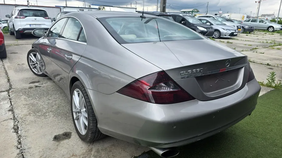 MERCEDES-BENZ CLS -