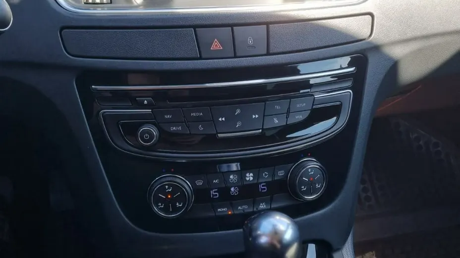 PEUGEOT 508 -