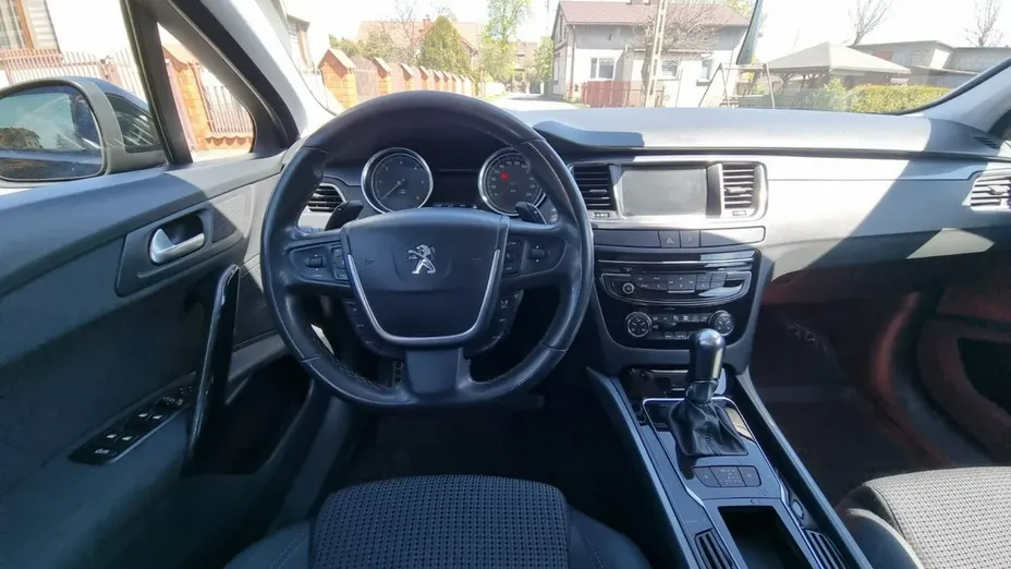 PEUGEOT 508 -
