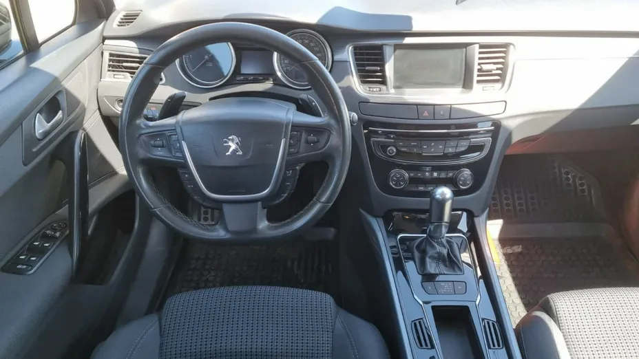 PEUGEOT 508 -
