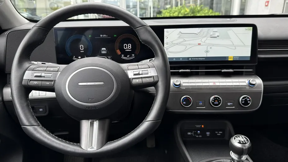 HYUNDAI Kona -