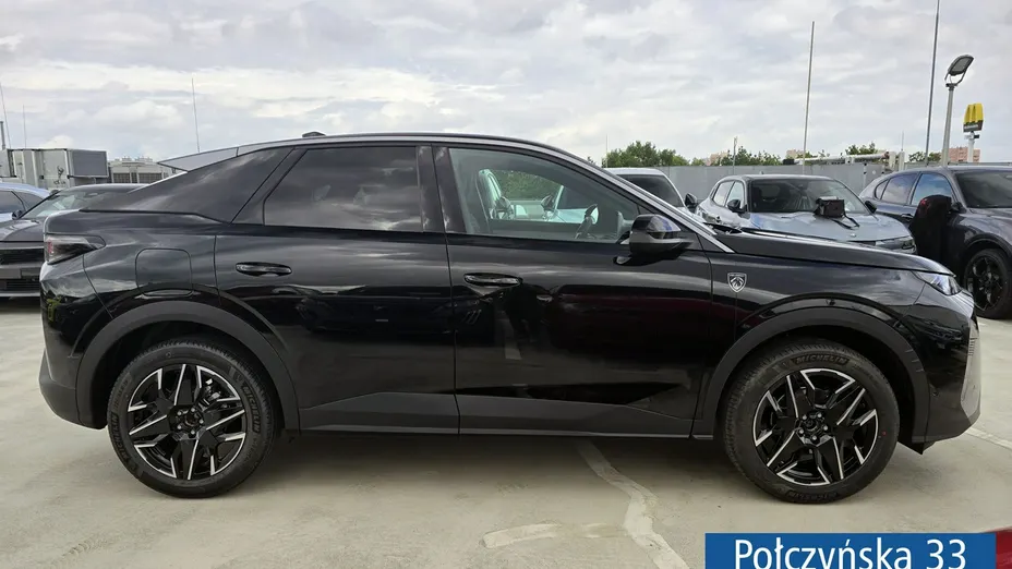 PEUGEOT 3008 -