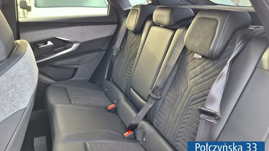 PEUGEOT 3008 -