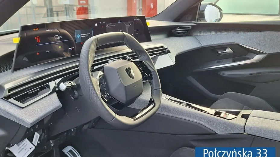 PEUGEOT 3008 -