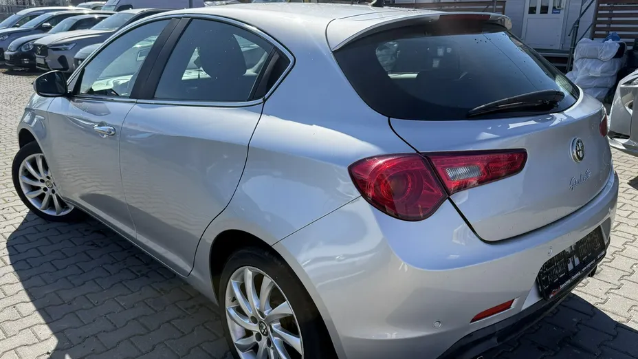 ALFA ROMEO Giulietta -