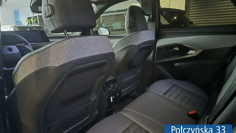 PEUGEOT 3008 -