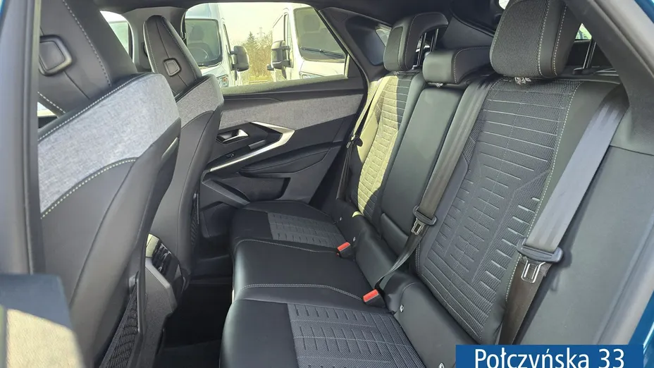 PEUGEOT 3008 -