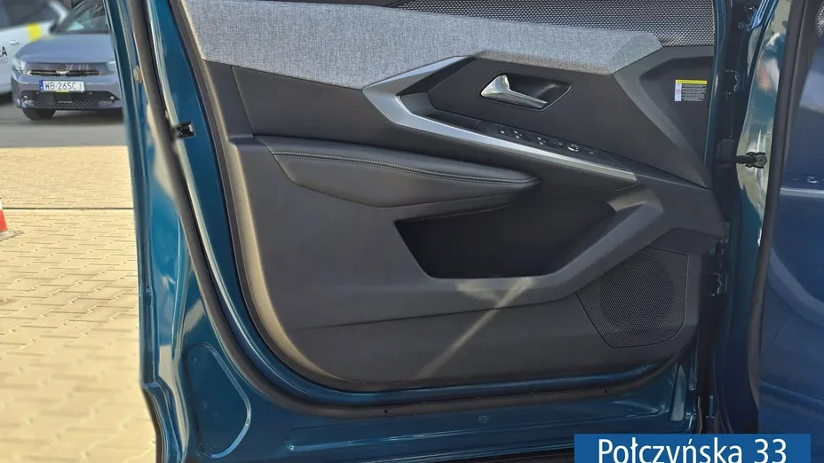 PEUGEOT 3008 -