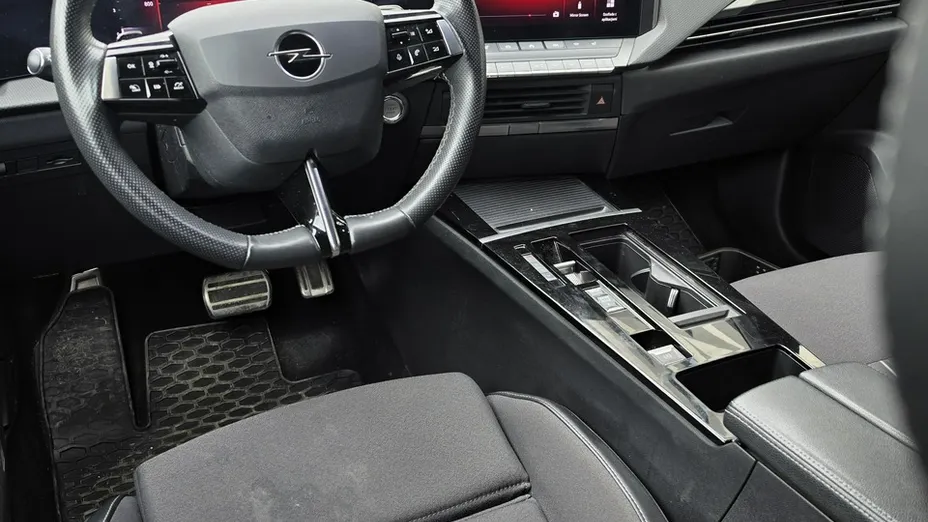 OPEL Astra -