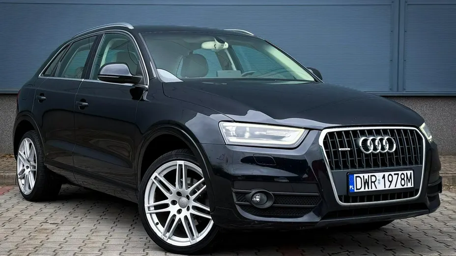 AUDI Q3 -