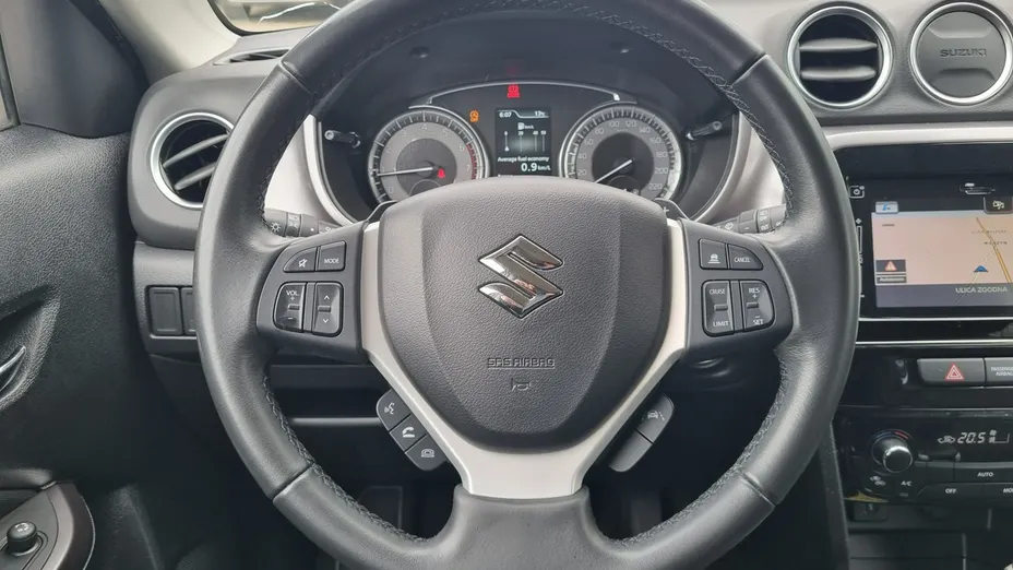 SUZUKI Vitara -