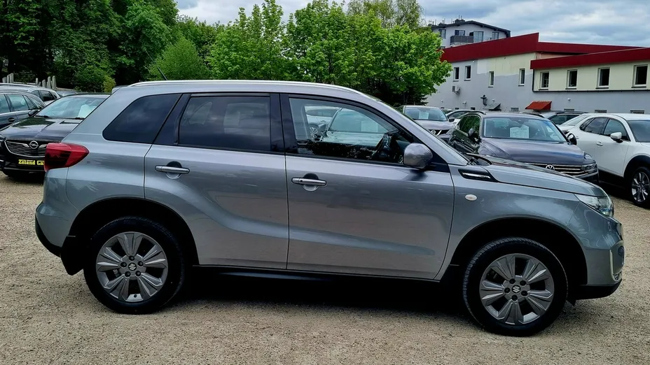 SUZUKI Vitara -