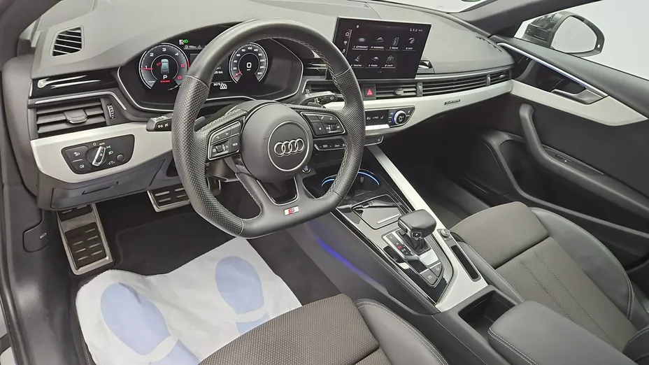AUDI A4 Avant -