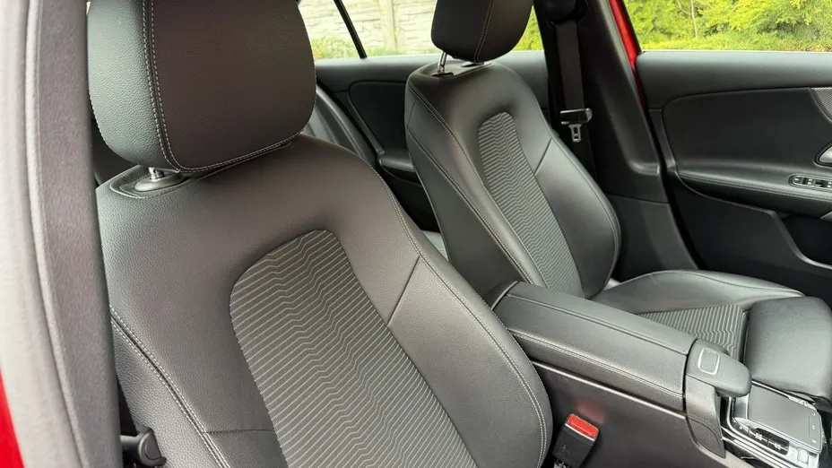 MERCEDES-BENZ A Klasa -