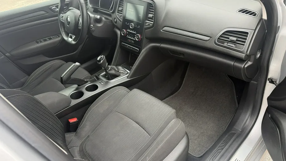 RENAULT Megane -