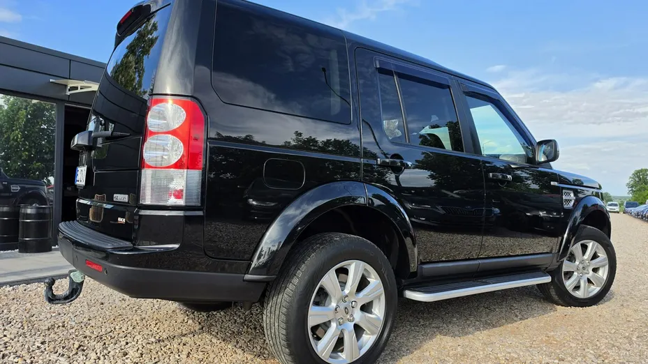 LAND ROVER Discovery -