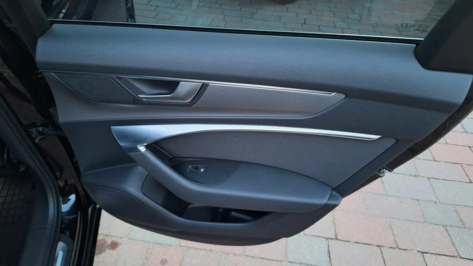 AUDI A6 Avant -